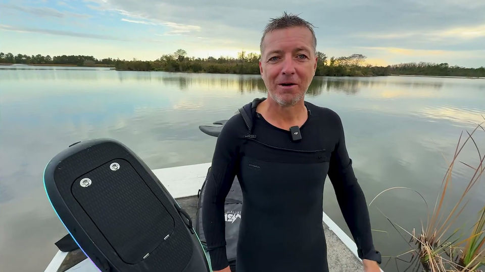 Ronix Chad Sharpe Rides & Reviews the HALO Pro Efoil